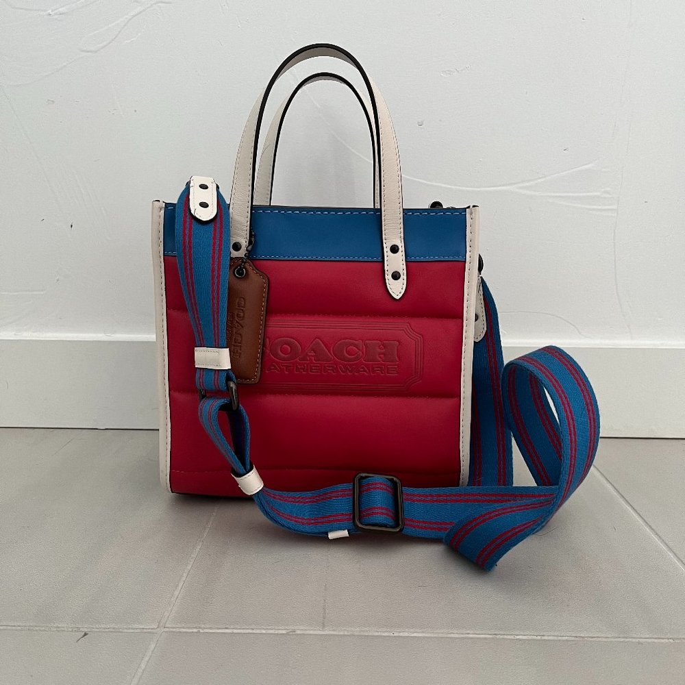 Coach Field Tote 22